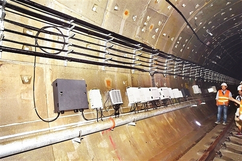 1638272864166613.jpg b8975a6df1291710457024.jpg