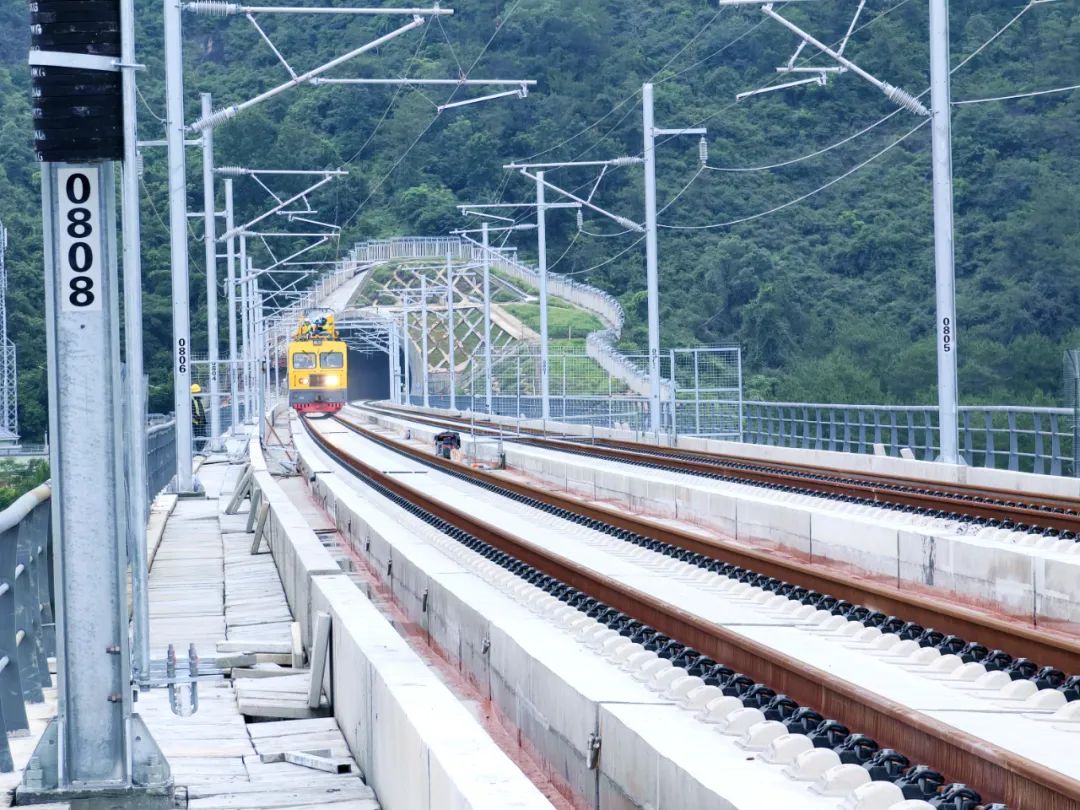 1718071043499337.jpg 640.jpg